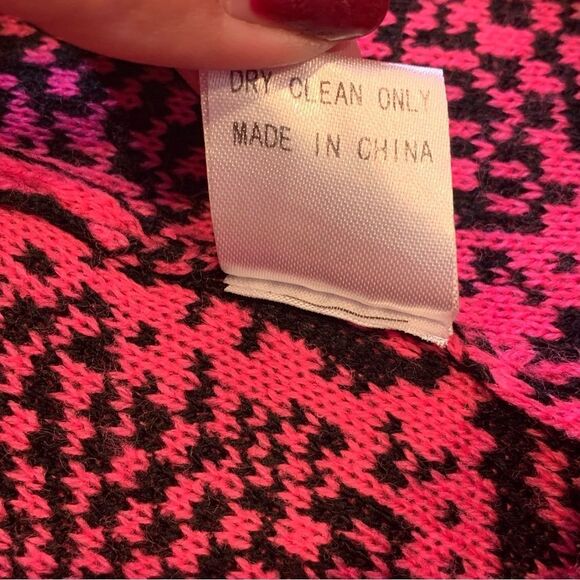 Day & Night Cozy Knit Snakeskin Print Joggers Pink and Black Size Large - Picture 9 of 9